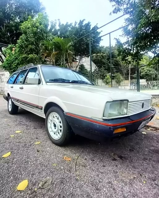 VOLKSWAGEN SANTANA QUANTUM SPORT - Imagem 2