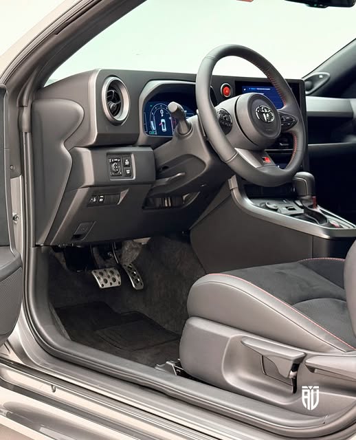 TOYOTA YARIS GR - Imagem 15