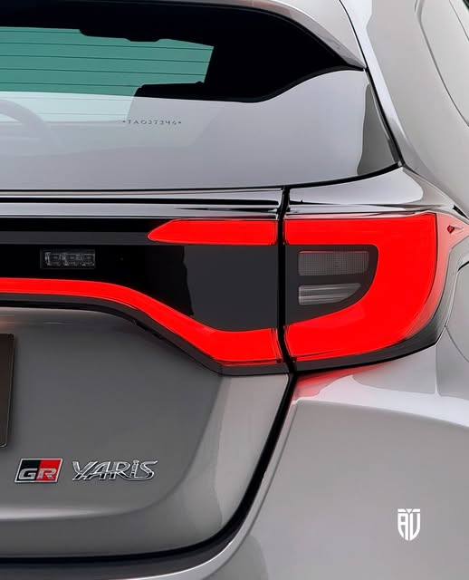 TOYOTA YARIS GR - Imagem 4