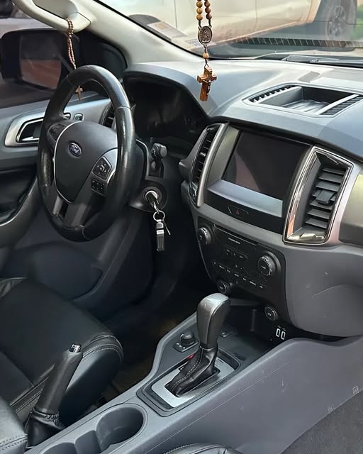 FORD RANGER XLT 3.2 TURBO DIESEL - Imagem 6