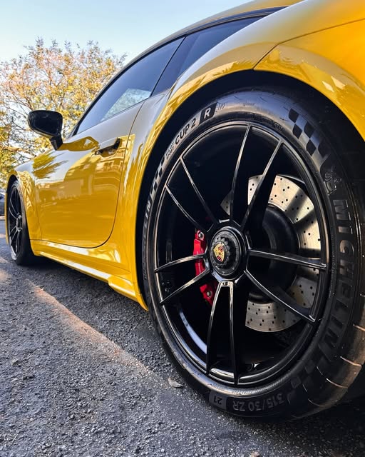 PORSCHE 911 TURBO - Imagem 3