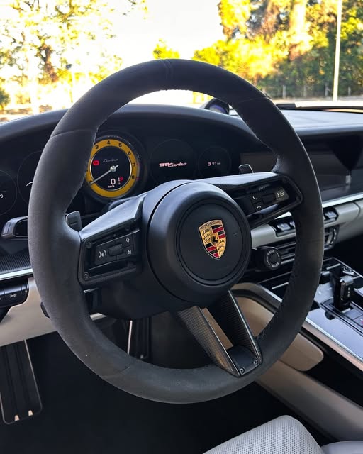 PORSCHE 911 TURBO - Imagem 5