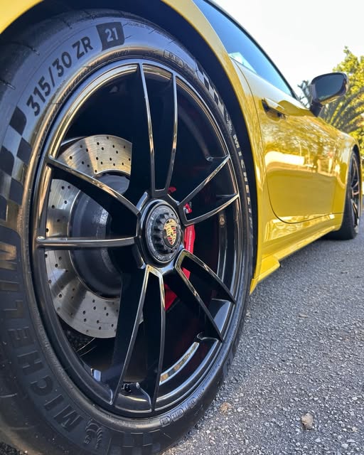 PORSCHE 911 TURBO - Imagem 10