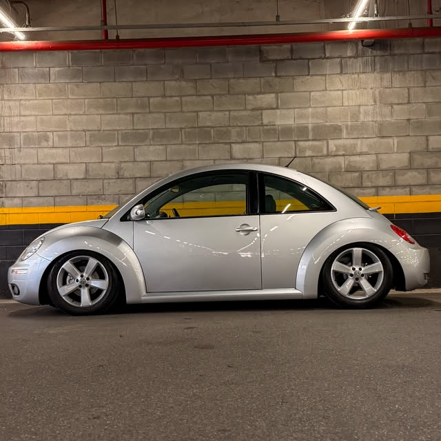 VOLKSWAGEN NEW BEETLE TURBO - Imagem 5