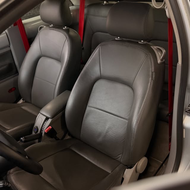VOLKSWAGEN NEW BEETLE TURBO - Imagem 9