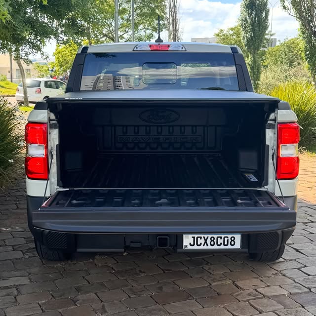 FORD MAVERICK LARIAT FX4 - Imagem 7