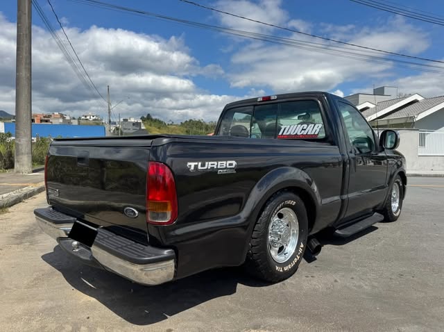 FORD F-250 XLT-L - Imagem 4