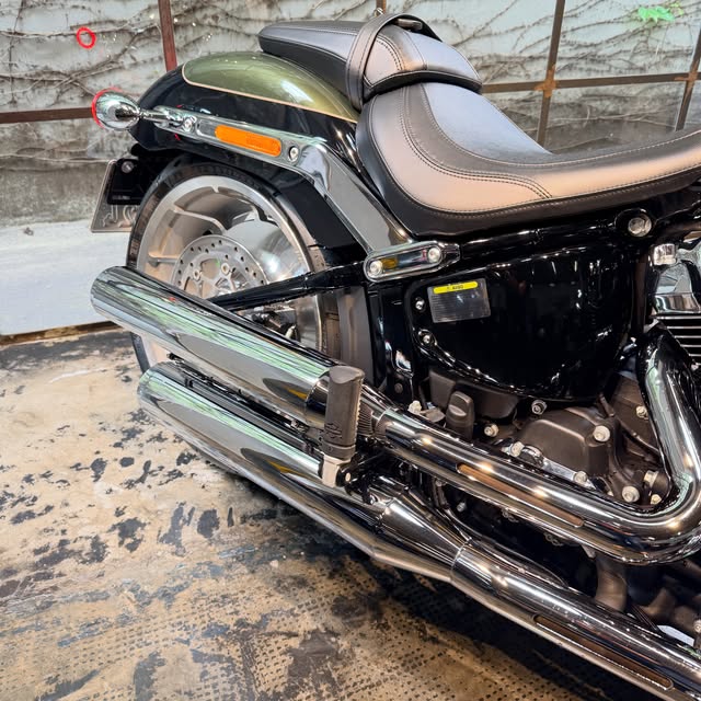 HARLEY-DAVIDSON FAT BOY 117 - Imagem 5