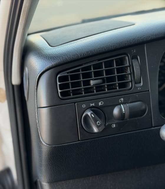 VOLKSWAGEN GOLF GL - Imagem 20