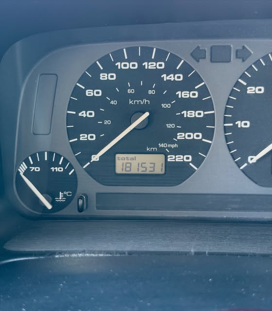 VOLKSWAGEN GOLF GL - Imagem 9