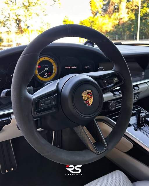 PORSCHE 911 TURBO - Imagem 9