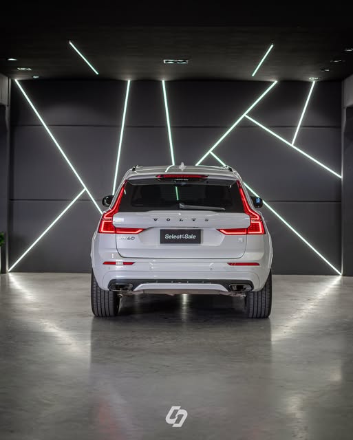 VOLVO XC60 T8 POLESTAR - Imagem 8