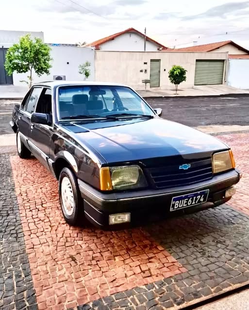 CHEVROLET MONZA - Imagem 2