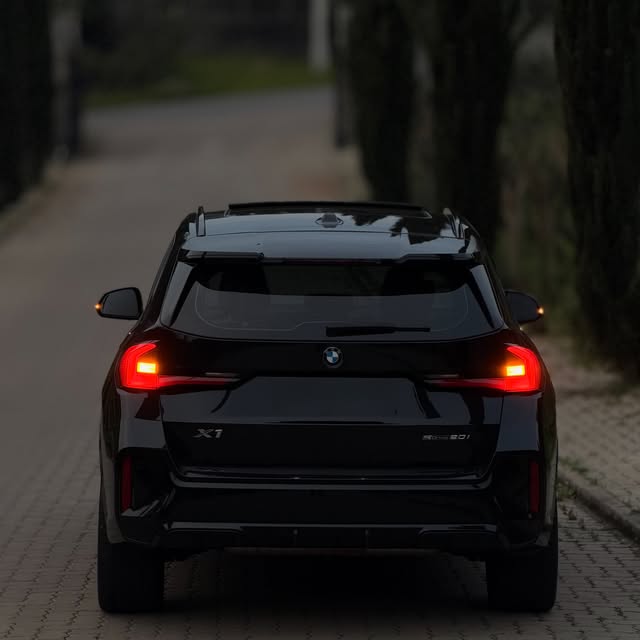 BMW X1 M SPORT - Imagem 17