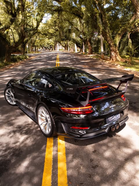 PORSCHE 911 GT3RS - Imagem 2