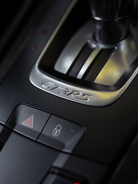 PORSCHE 911 GT3RS - Imagem 14