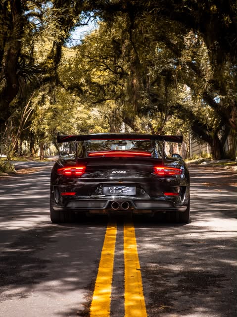 PORSCHE 911 GT3RS - Imagem 9