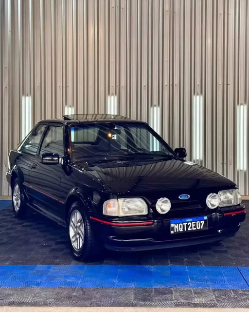 FORD XR3 - Imagem 18