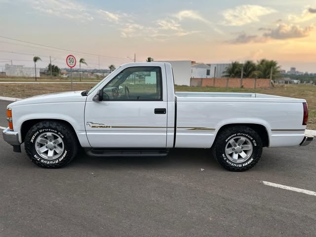 CHEVROLET SILVERADO - Imagem 2