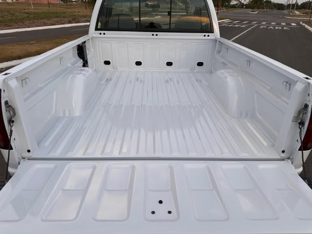 CHEVROLET SILVERADO - Imagem 9