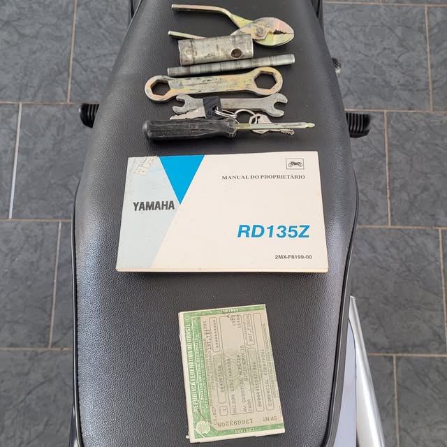 YAMAHA RD 135 Z - Imagem 2