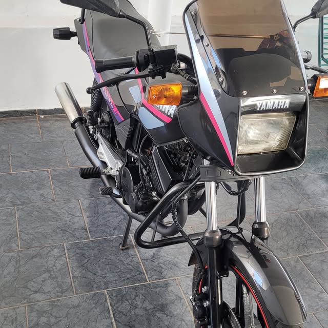 YAMAHA RD 135 Z - Imagem 3