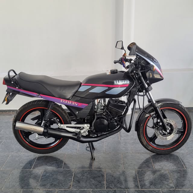 YAMAHA RD 135 Z - Imagem 8