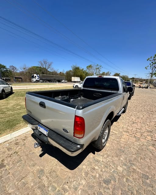 FORD F-250 XLT - Imagem 6