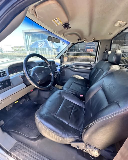 FORD F-250 XLT - Imagem 7