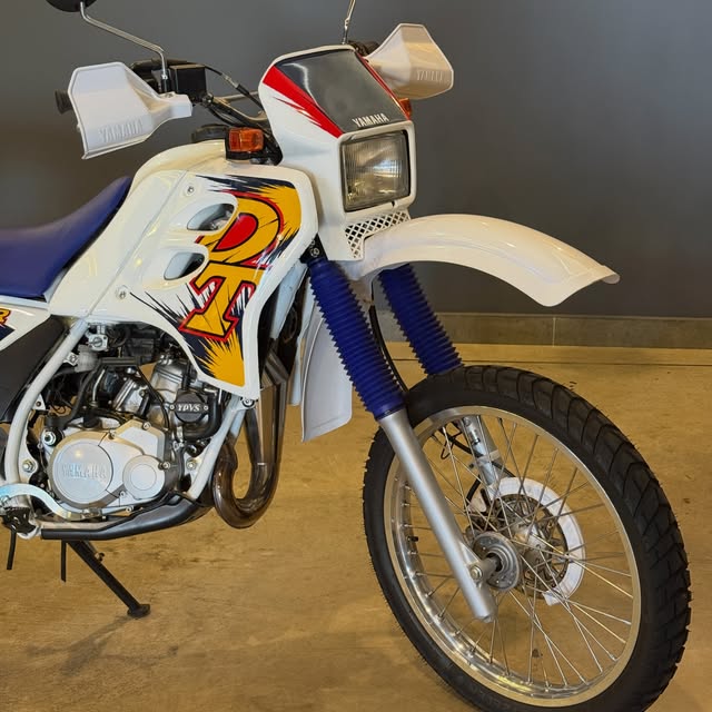 YAMAHA DT 200 R - Imagem 11