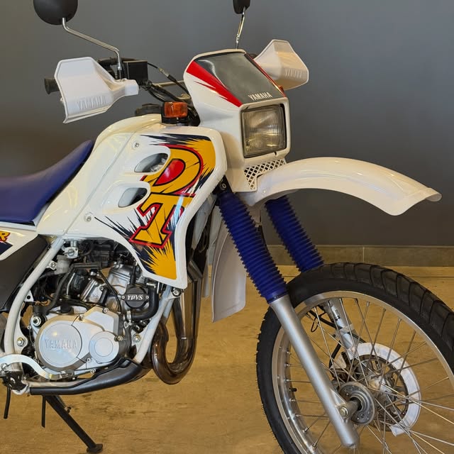 YAMAHA DT 200 R - Imagem 13