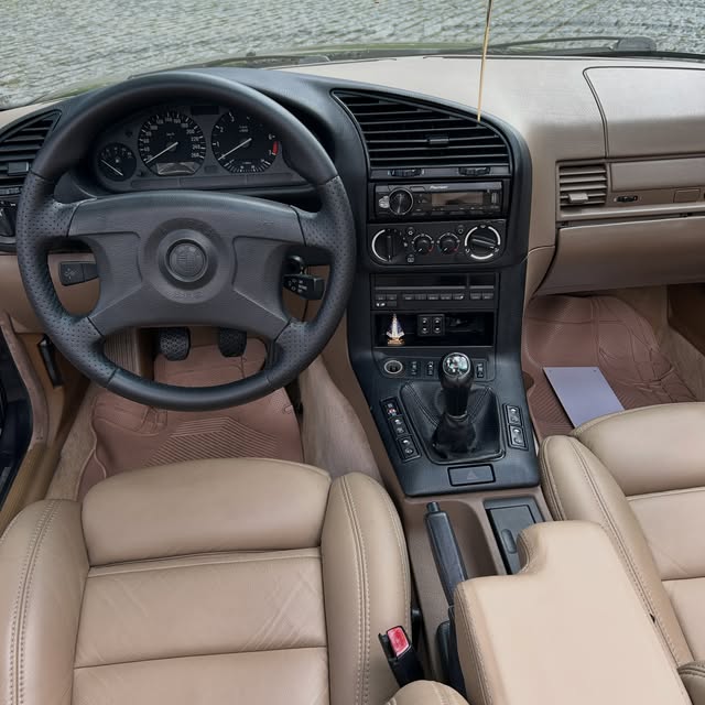 BMW 325I CONVERSÍVEL - Imagem 8