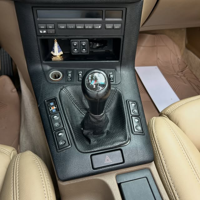 BMW 325I CONVERSÍVEL - Imagem 9