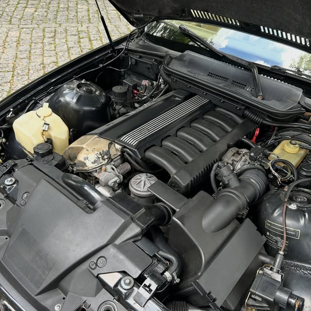 BMW 325I CONVERSÍVEL - Imagem 10