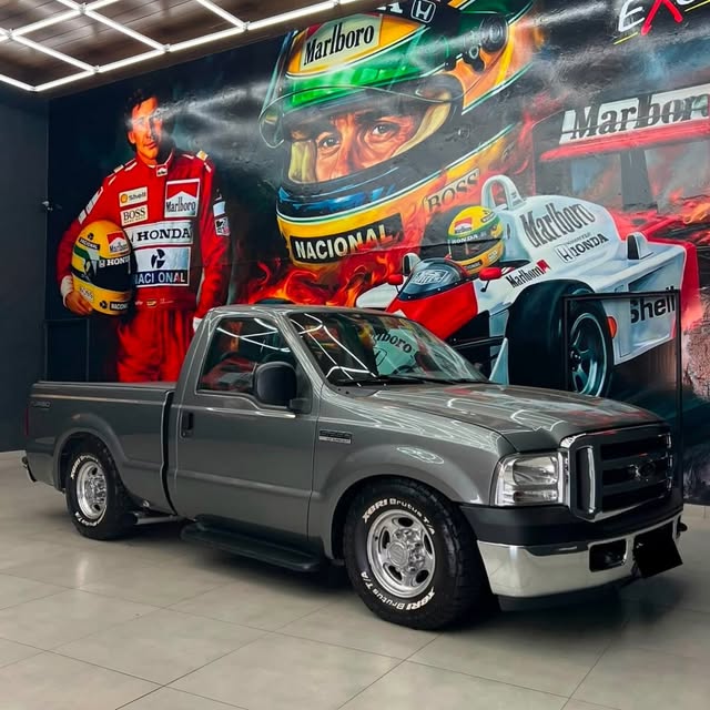 FORD F-250 XLT-L - Imagem 2