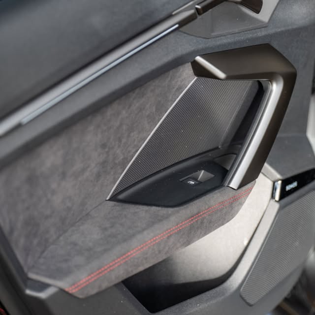 AUDI RS3 - Imagem 11