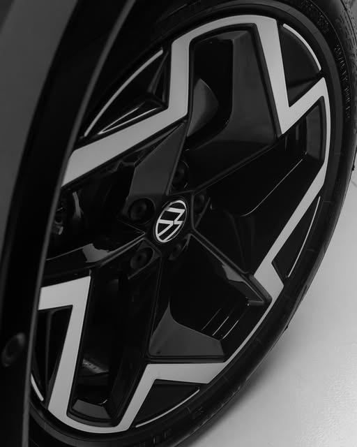 VOLKSWAGEN TIGUAN R-LINE - Imagem 6