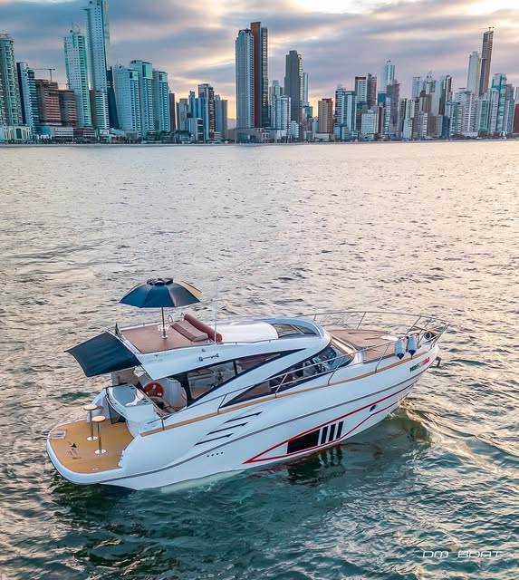 DM BOAT 377 HT - Imagem 1