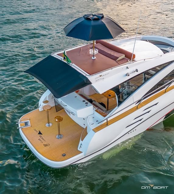 DM BOAT 377 HT - Imagem 3