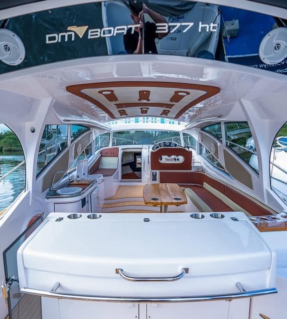 DM BOAT 377 HT - Imagem 7