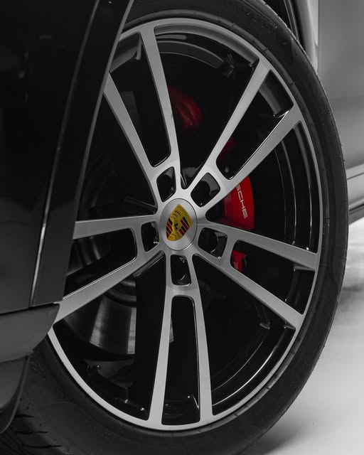 PORSCHE CAYENNE S - Imagem 7