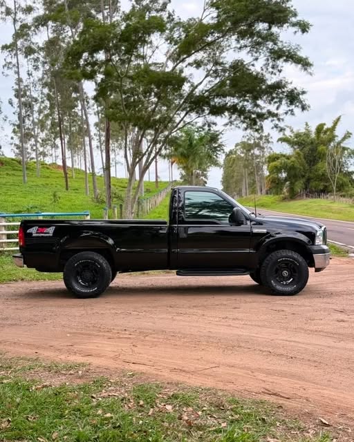 FORD F-250 XL - Imagem 5