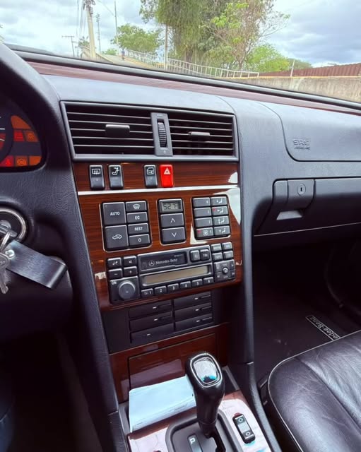 MERCEDES-BENZ C 220 - Imagem 5