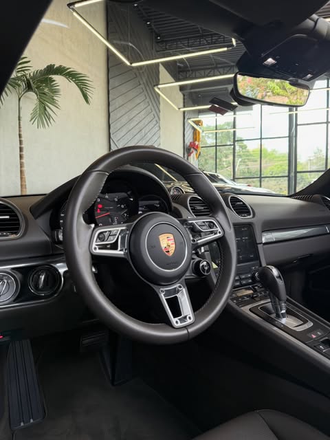 PORSCHE 718 BOXSTER - Imagem 5