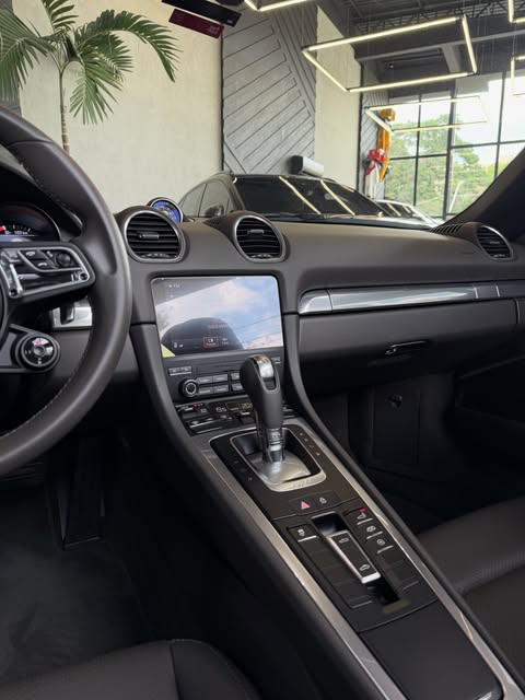 PORSCHE 718 BOXSTER - Imagem 6