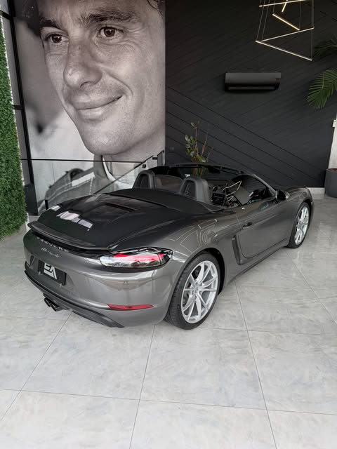 PORSCHE 718 BOXSTER - Imagem 9