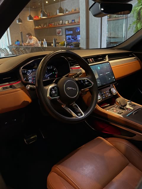 JAGUAR F-PACE SE R-DYNAMIC - Imagem 11