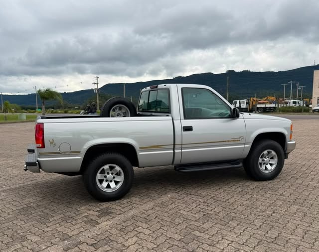CHEVROLET SILVERADO - Imagem 7