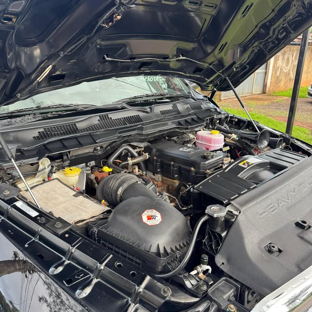 DODGE RAM 2500HD LARAMIE - Imagem 19