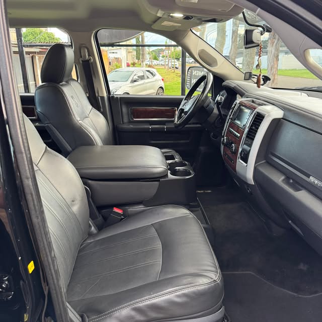 DODGE RAM 2500HD LARAMIE - Imagem 7